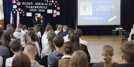 Powiększ grafikę: dzien-edukacji-narodowej-w-naszej-szkole-646160.jpg