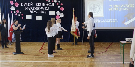Powiększ grafikę: dzien-edukacji-narodowej-w-naszej-szkole-646164.jpg