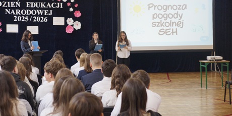 Powiększ grafikę: dzien-edukacji-narodowej-w-naszej-szkole-646173.jpg