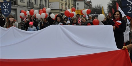 Powiększ grafikę: gdanska-parada-niepodleglosci-100-lecie-odzyskania-niepodleglosci-przez-polske-9545.jpg