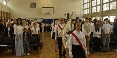 Powiększ grafikę: witajcie-w-naszej-szkole-inauguracja-rozpoczecia-roku-szkolnego-2025-2026-636330.jpg