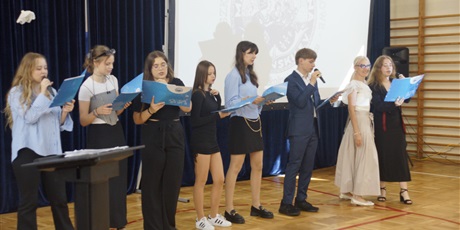 Powiększ grafikę: witajcie-w-naszej-szkole-inauguracja-rozpoczecia-roku-szkolnego-2025-2026-636338.jpg