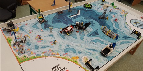 Powiększ grafikę: FIRST LEGO League Sezon 2025 „SUBMERGED”