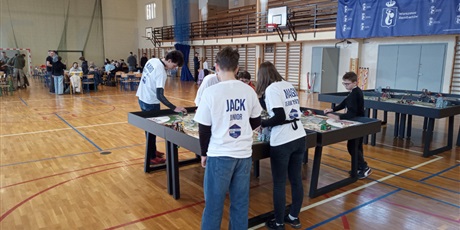 Powiększ grafikę: FIRST LEGO League Sezon 2026 „UNEARTHEAD”