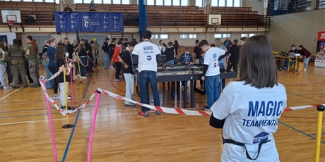 Powiększ grafikę: FIRST LEGO League Sezon 2026 „UNEARTHEAD”